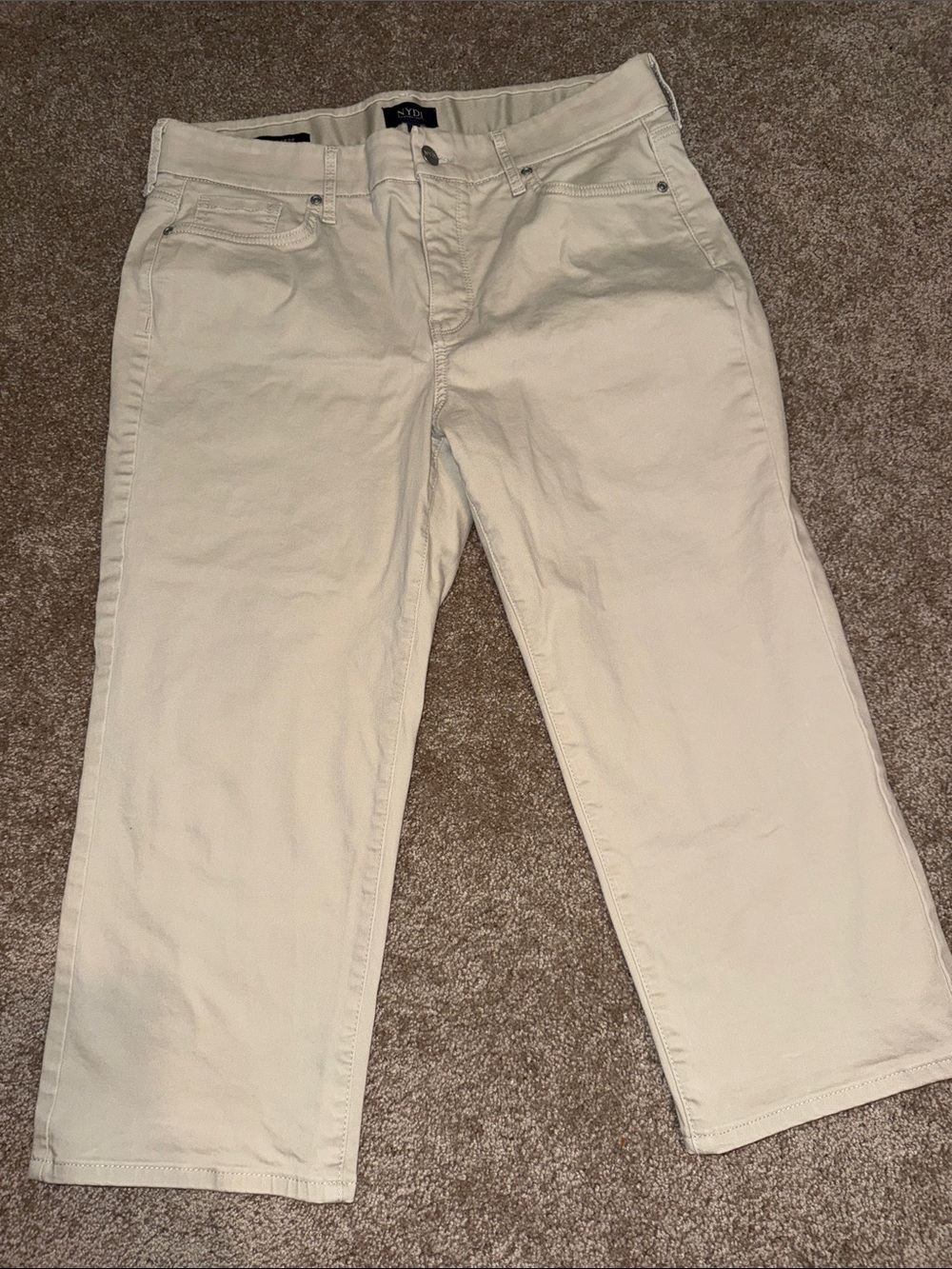 NYDJ Cream Marilyn Cropped Pants - size Large